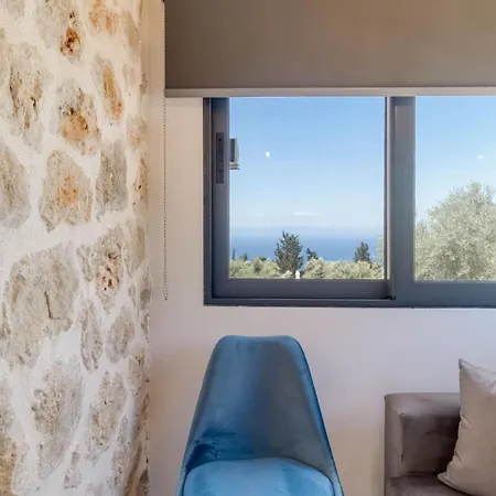 3 * Τσουκαλάδες