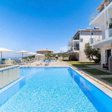 3 Apartment *